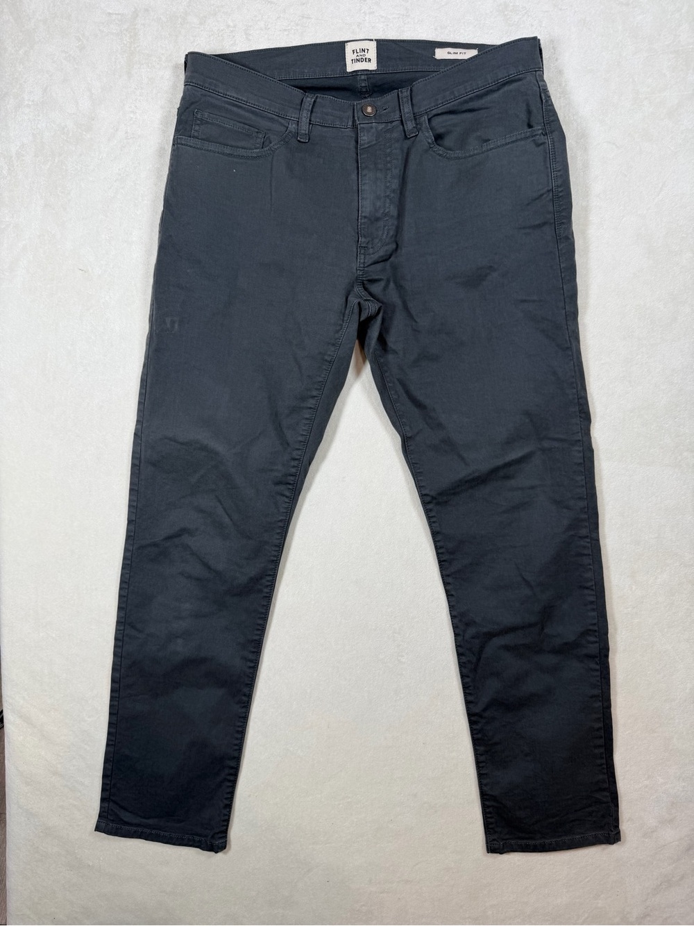 Flint and Tinder Slim Fit 32W 30L Chinos in Deep Navy by Huckberry